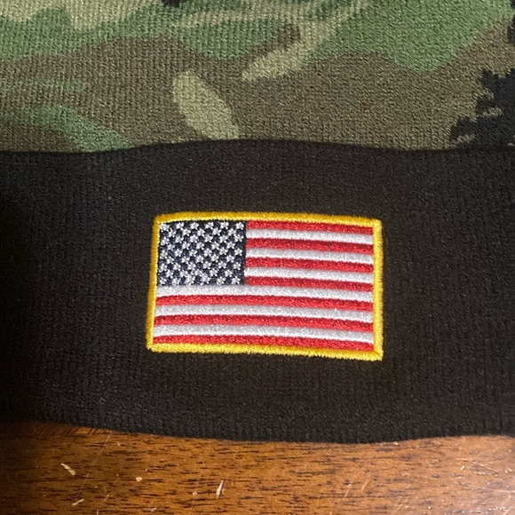 NWT Nike Ohio State Buckeyes 2024 Terra Military Cuff Knit Beanie - Green - Picture 6 of 13